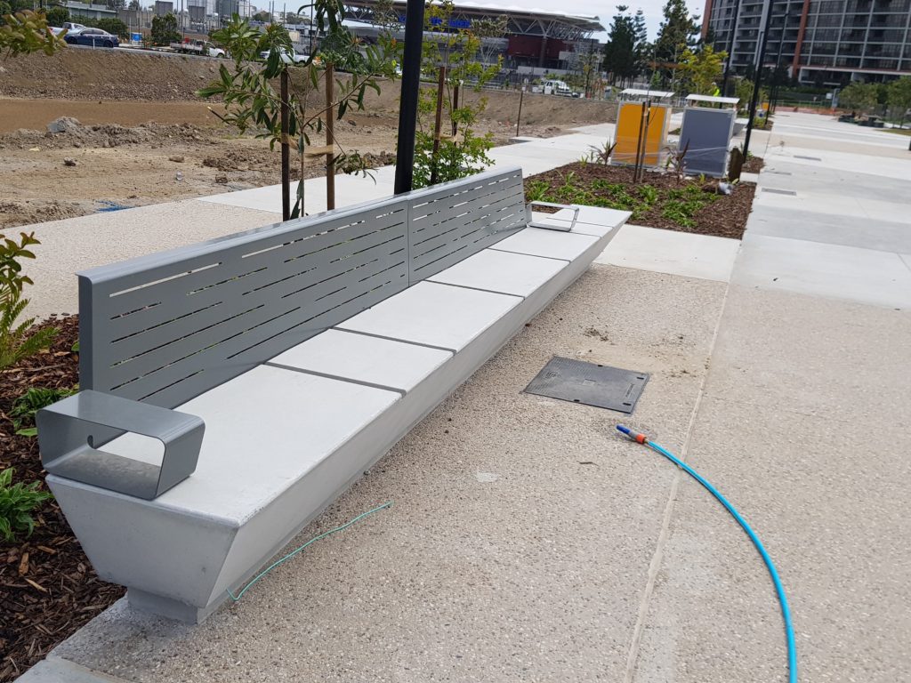 Yeerongpilly Green Park Bench