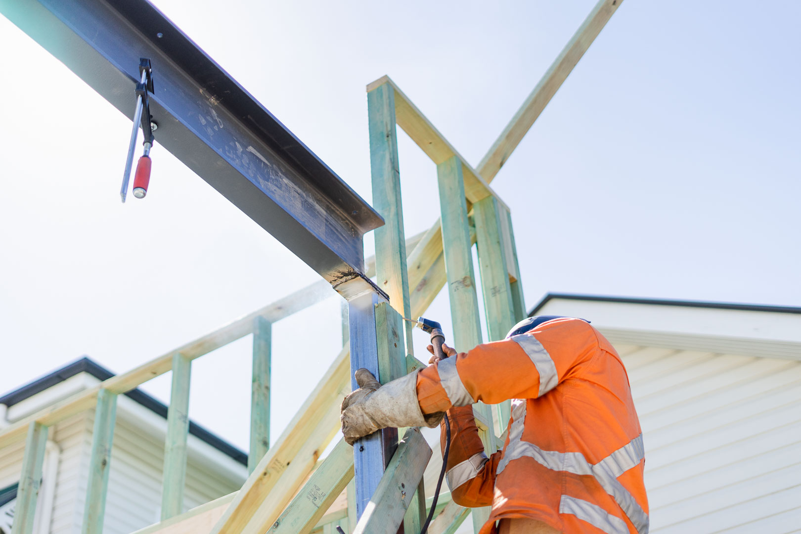 housing beams mobile welding