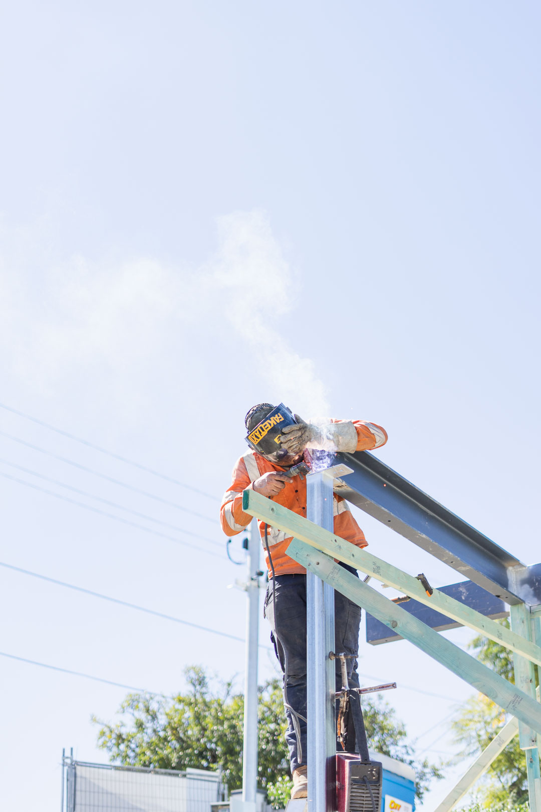 housing beams mobile welding